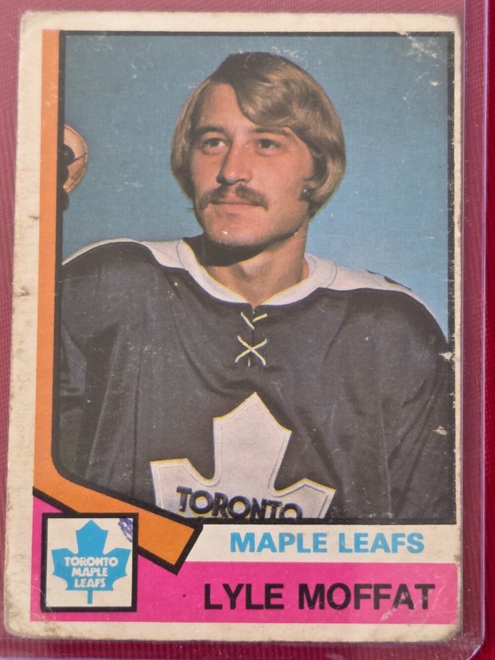 RARE, VINTAGE, 1974 OPEE CHEE, LYLE MOFFAT, TORONTO MAPLE LEAFS HOCKEY CARD!!!